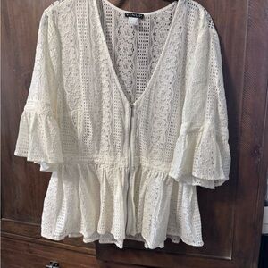 Venus Women's Cream Lace Top Size 14